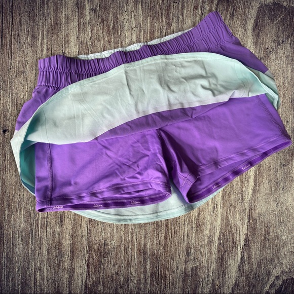 SOLD Lululemon Run: Breeze By Skirt - Picture 4 of 5